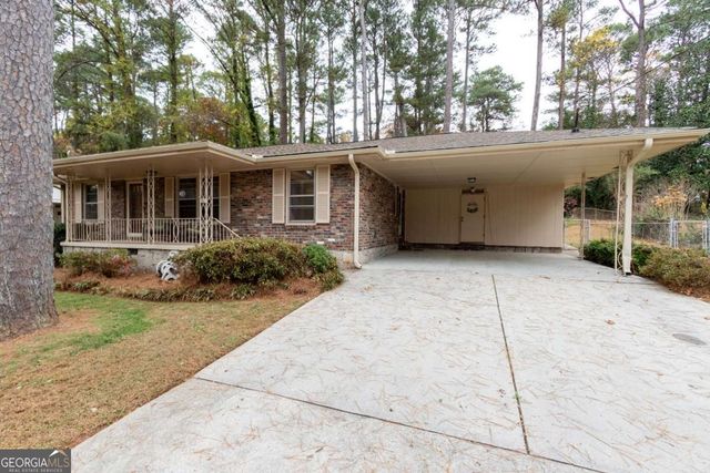 4424 Locksley Road, Tucker, GA 30084