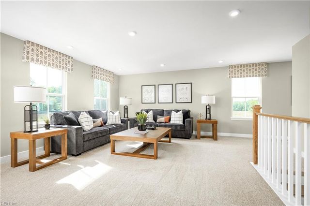 212 Tinker ST, Chesapeake, VA 23322