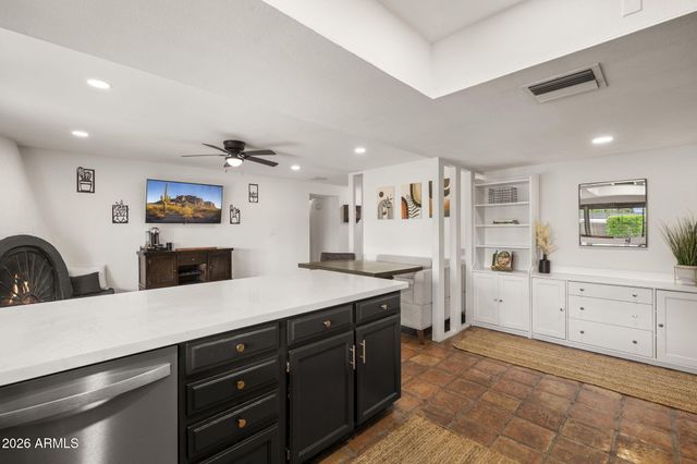 2523 W ONZA Avenue, Mesa, AZ 85202