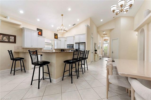 651 106th AVE N, Naples, FL 34108