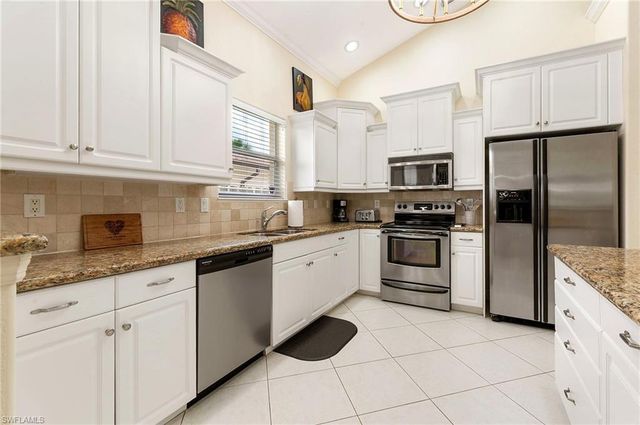 651 106th AVE N, Naples, FL 34108