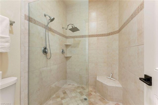 651 106th AVE N, Naples, FL 34108