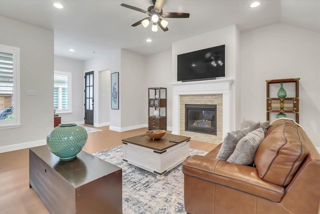 8529 Melrose, The Colony, TX 75056