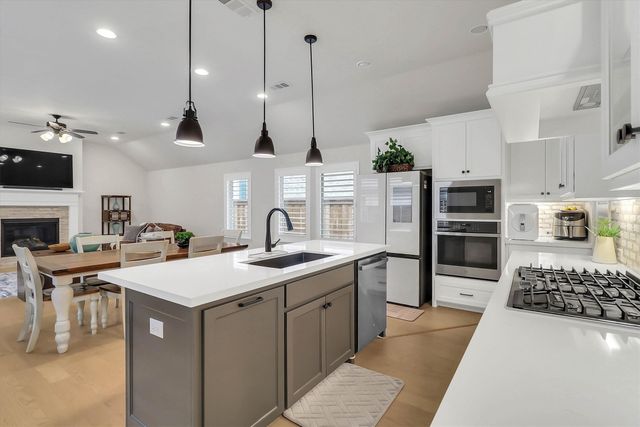 8529 Melrose, The Colony, TX 75056