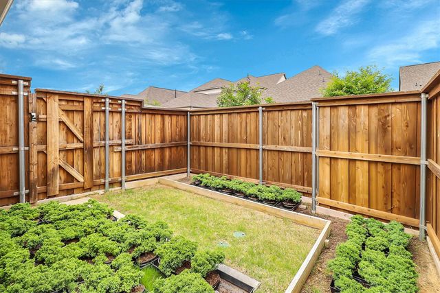8529 Melrose, The Colony, TX 75056