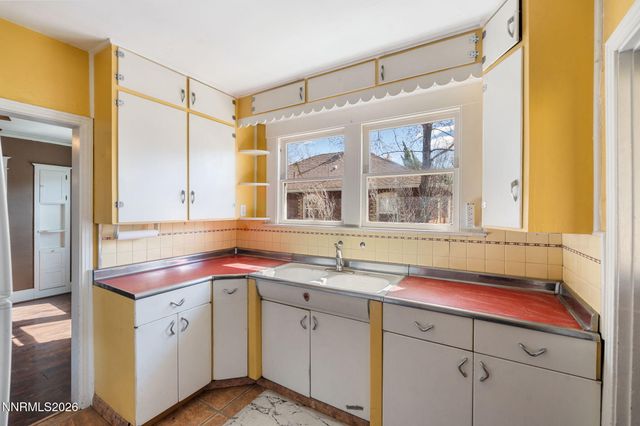 1025 Bell Street, Reno, NV 89503