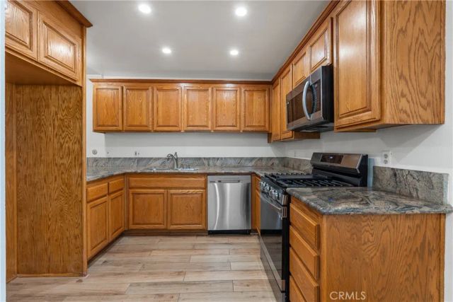 7137 Shoup 39, West Hills, CA 91307