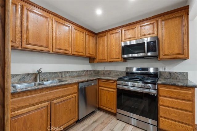 7137 Shoup 39, West Hills, CA 91307