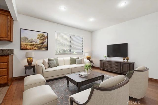 7137 Shoup 39, West Hills, CA 91307