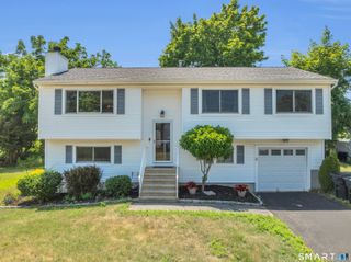12 Roses Farm Road, East Haven, CT 06512