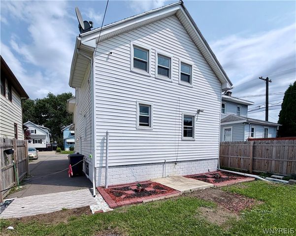 101 Spruce Street, Lackawanna, NY 14218