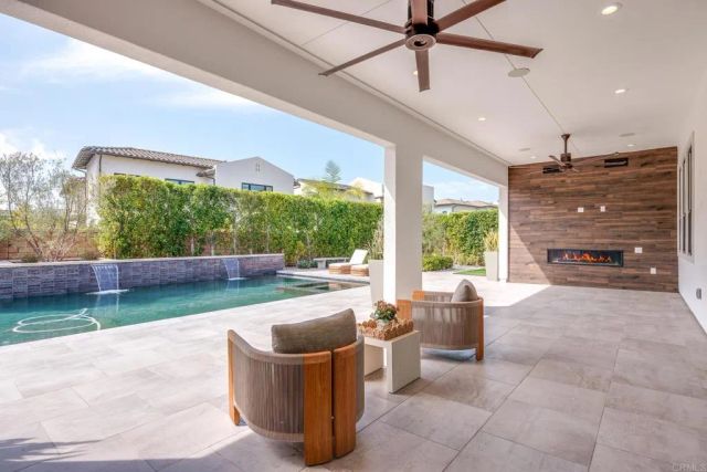 6179 Summit Crest Circle, San Diego, CA 92130