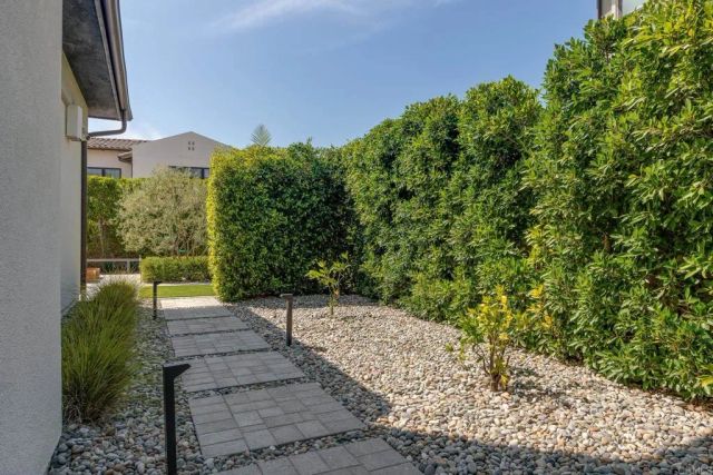 6179 Summit Crest Circle, San Diego, CA 92130