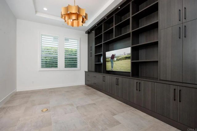 6179 Summit Crest Circle, San Diego, CA 92130
