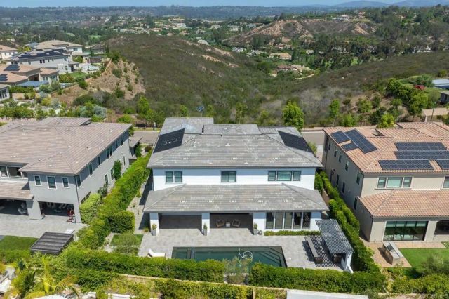 6179 Summit Crest Circle, San Diego, CA 92130