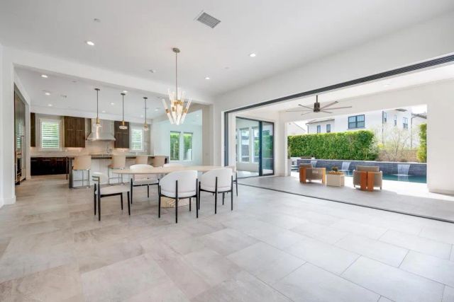 6179 Summit Crest Circle, San Diego, CA 92130