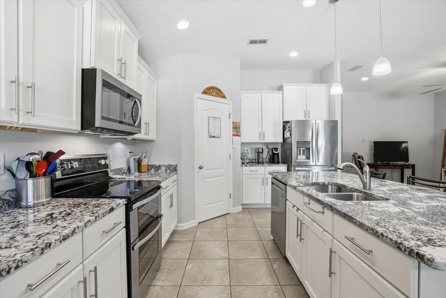 824 Pullman Cir, St Augustine, FL 32084