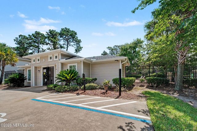 1777 BISCAYNE BAY Circle, Jacksonville, FL 32218