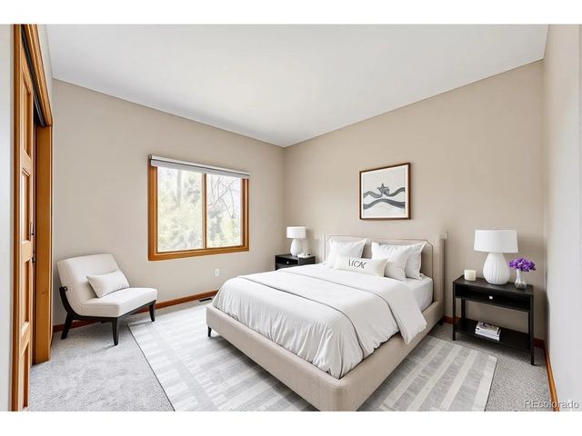 404 E Lake Pl, Centennial, CO 80121