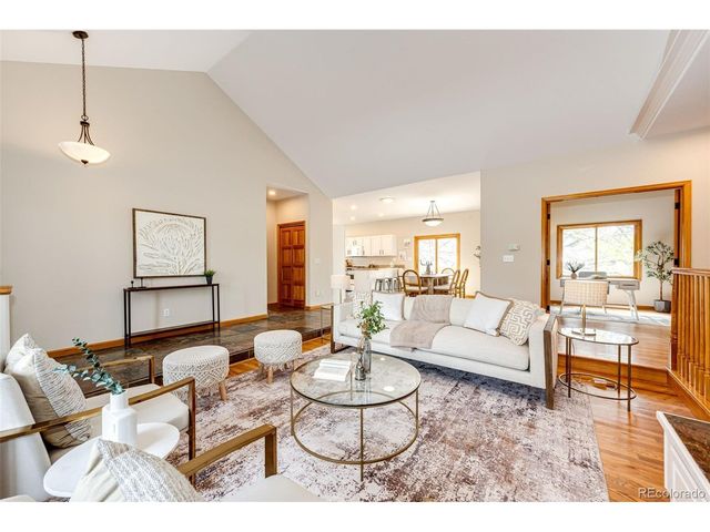 404 E Lake Pl, Centennial, CO 80121