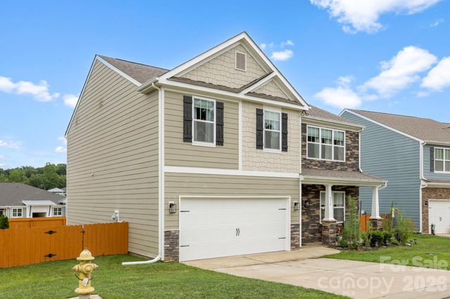 232 Marathon Lane, Candler, NC 28715