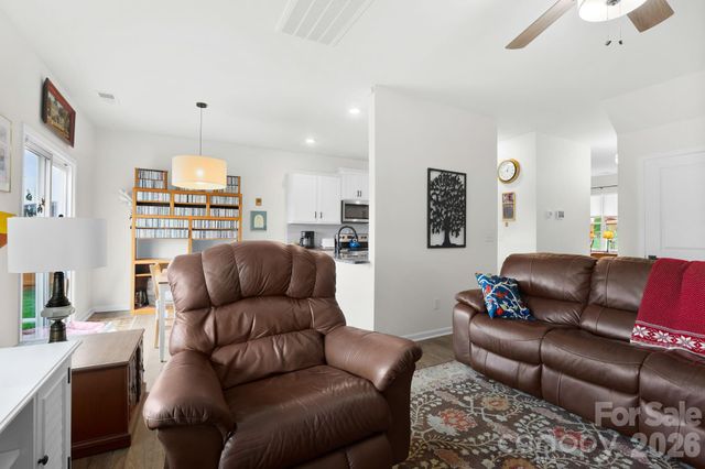 232 Marathon Lane, Candler, NC 28715