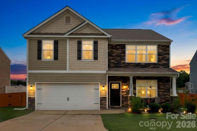 232 Marathon Lane, Candler, NC 28715