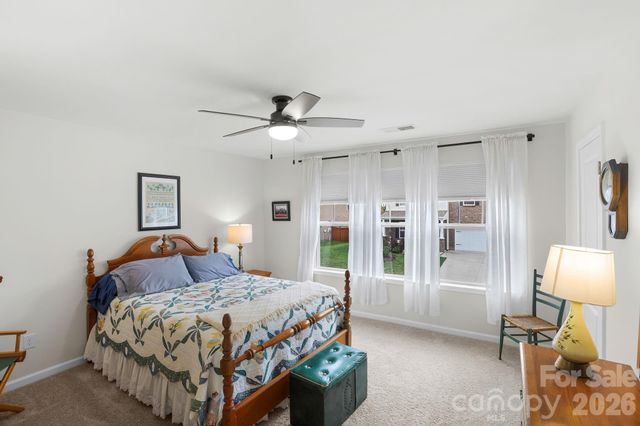 232 Marathon Lane, Candler, NC 28715