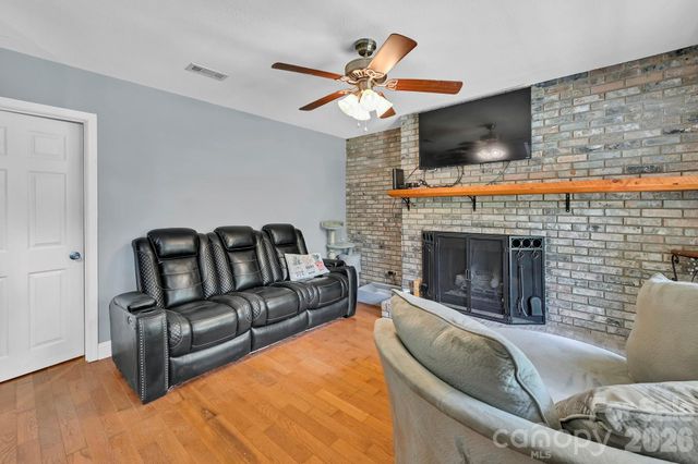 232 Marathon Lane, Candler, NC 28715