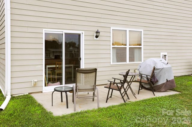232 Marathon Lane, Candler, NC 28715