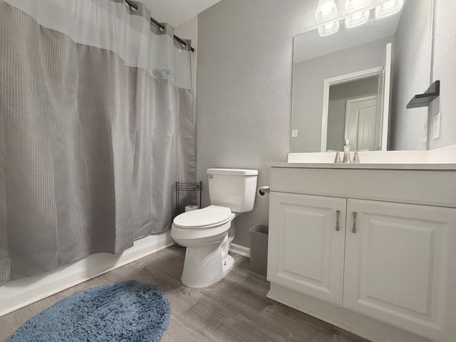 524 Cole Avenue, Saginaw, TX 76179