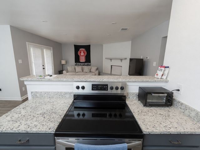 524 Cole Avenue, Saginaw, TX 76179