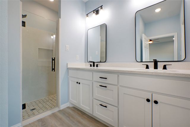 104 HCR 2119, Whitney, TX 76692