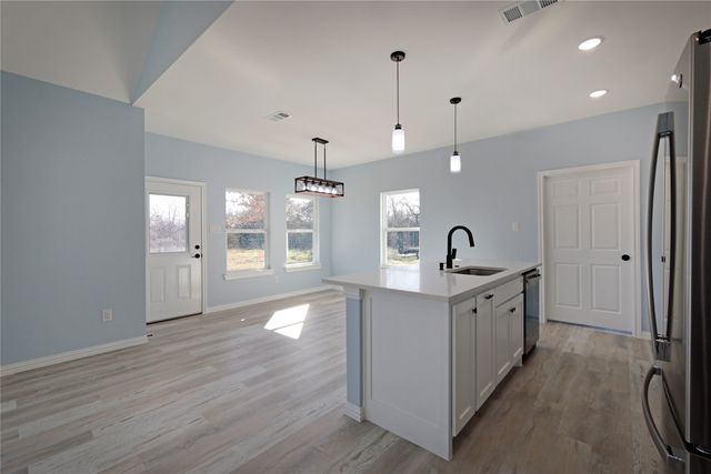 104 HCR 2119, Whitney, TX 76692