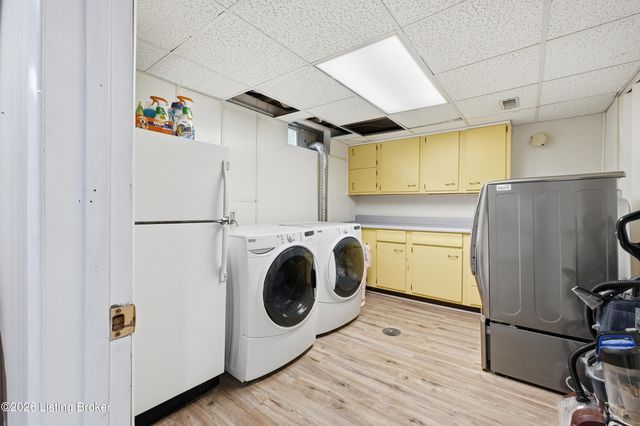 2614 Tregaron Ave, Jeffersontown, KY 40299
