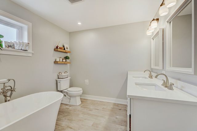 5347 S Melvina Avenue, Chicago, IL 60638
