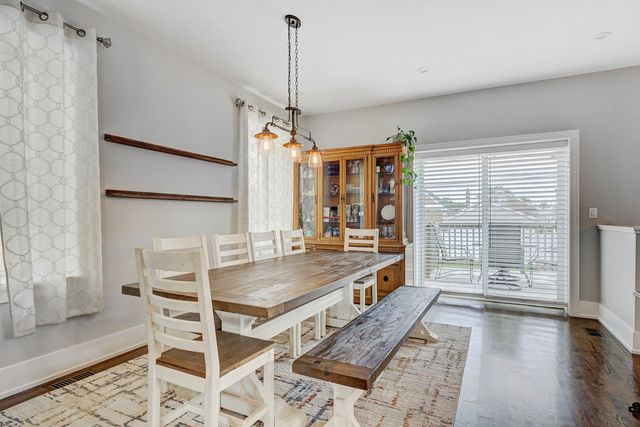 5347 S Melvina Avenue, Chicago, IL 60638