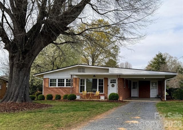 1435 Freeman Avenue, Albemarle, NC 28001