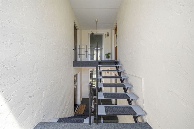 26 Faxon St. 9, Stoughton, MA 02072