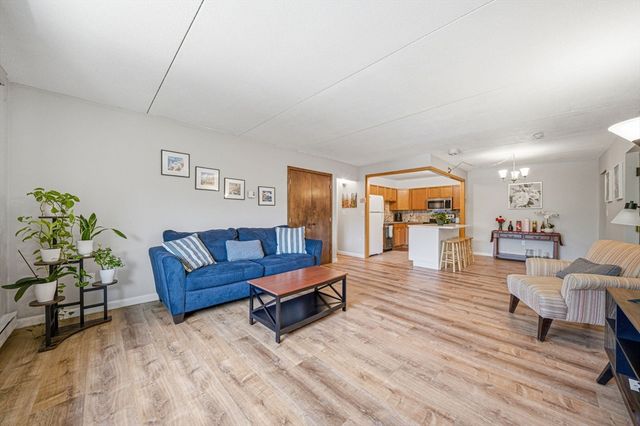 26 Faxon St. 9, Stoughton, MA 02072