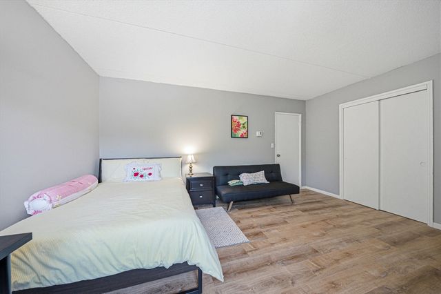 26 Faxon St. 9, Stoughton, MA 02072