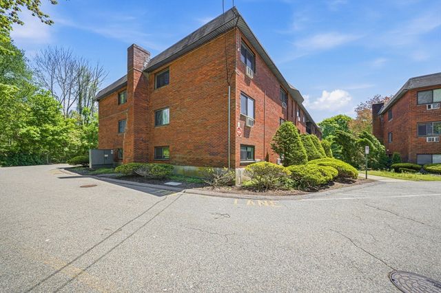 26 Faxon St. 9, Stoughton, MA 02072
