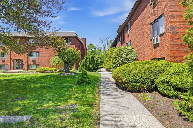 26 Faxon St. 9, Stoughton, MA 02072