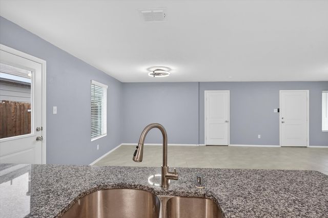 3328 Turkey Trot Lane, Mckinney, TX 75071