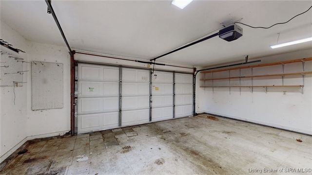 32 Abby Chase, Jeffersonville, IN 47130