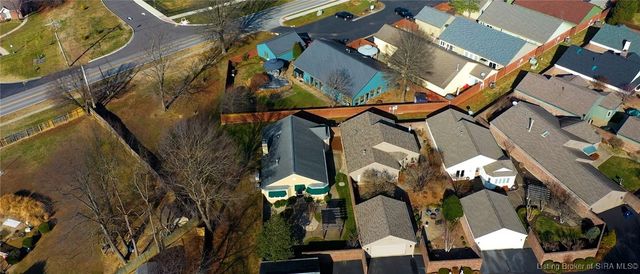 32 Abby Chase, Jeffersonville, IN 47130