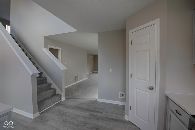 7866 Sergi Canyon Drive, Indianapolis, IN 46217