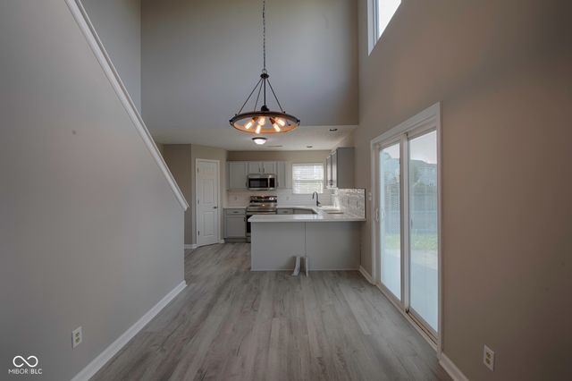 7866 Sergi Canyon Drive, Indianapolis, IN 46217