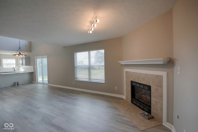 7866 Sergi Canyon Drive, Indianapolis, IN 46217