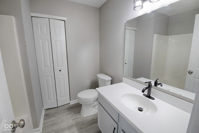 7866 Sergi Canyon Drive, Indianapolis, IN 46217
